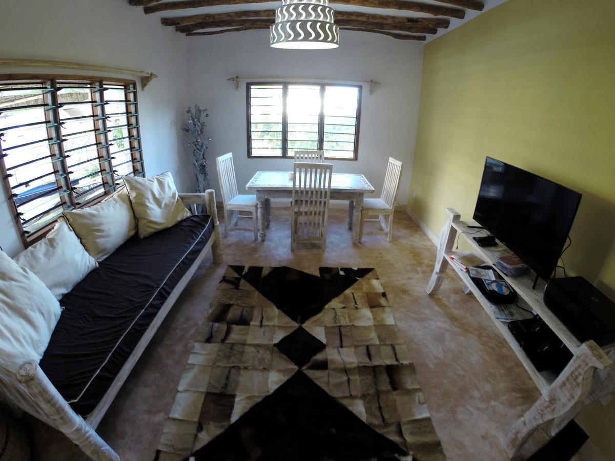 Nyumba Ya Afrika Panzió Watamu Kültér fotó